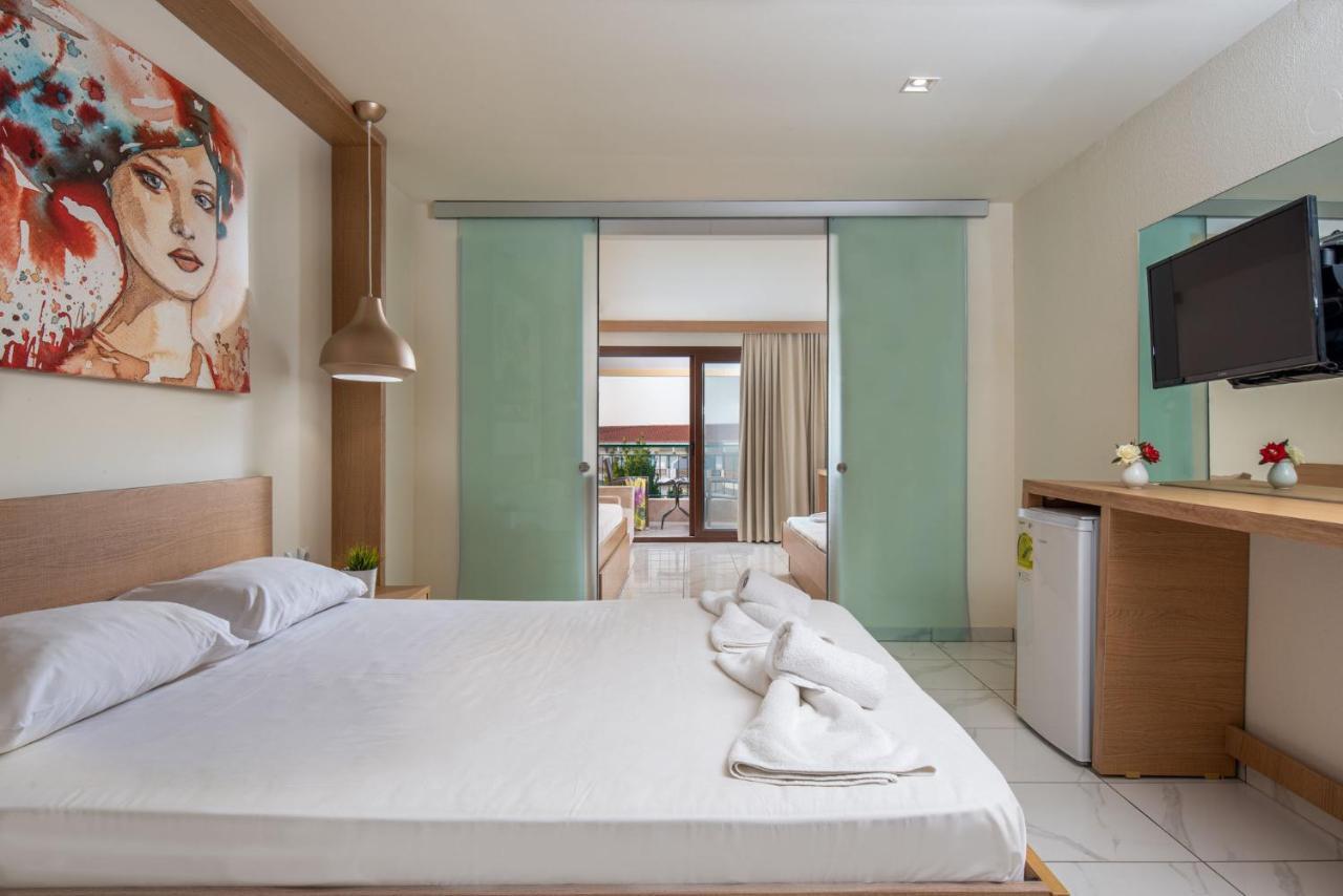 Toroni Blue Sea Hotel Ngoại thất bức ảnh