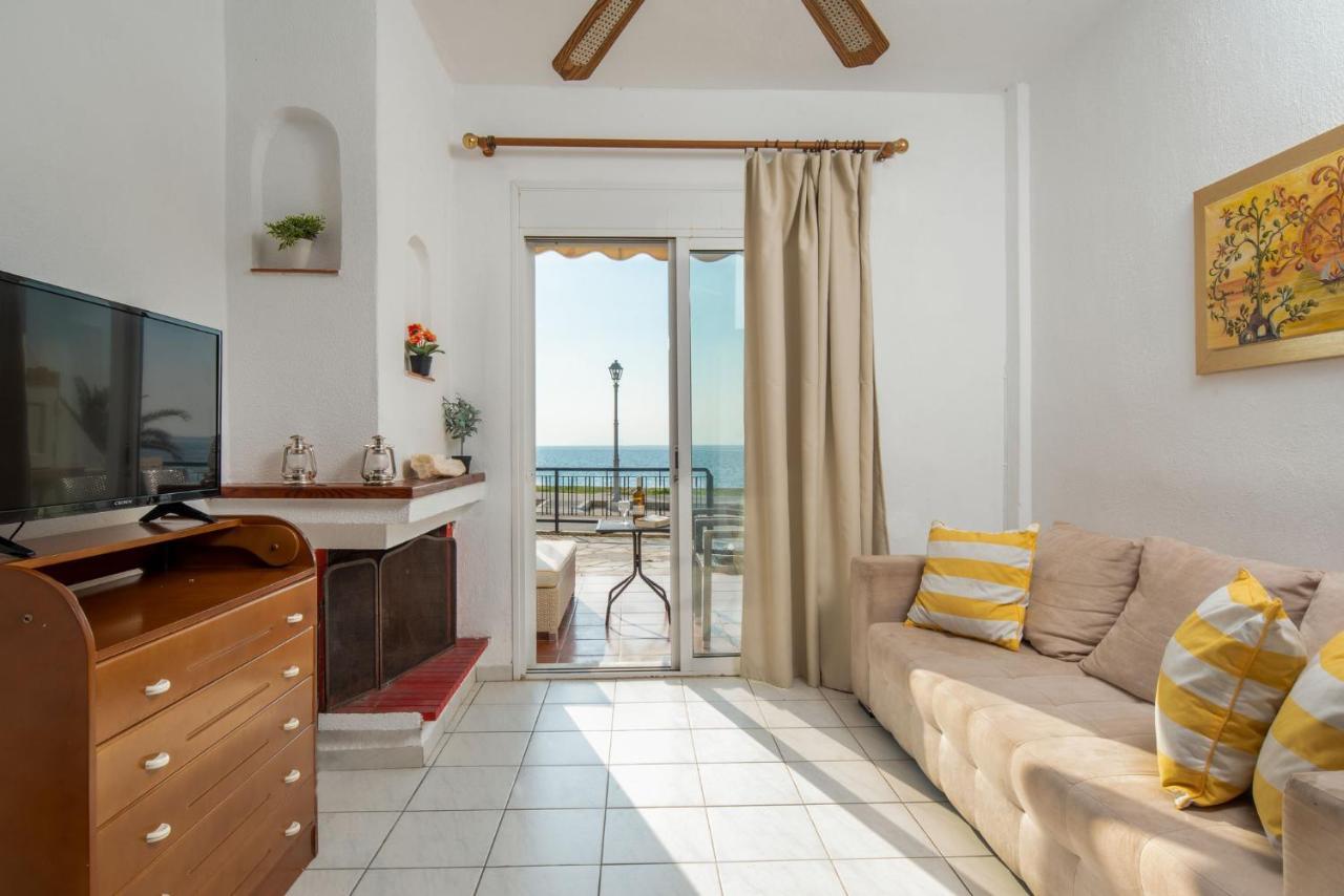 Toroni Blue Sea Hotel Ngoại thất bức ảnh
